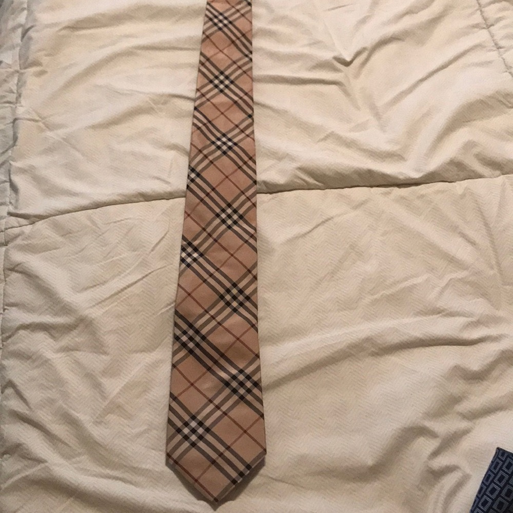 Burberry tie